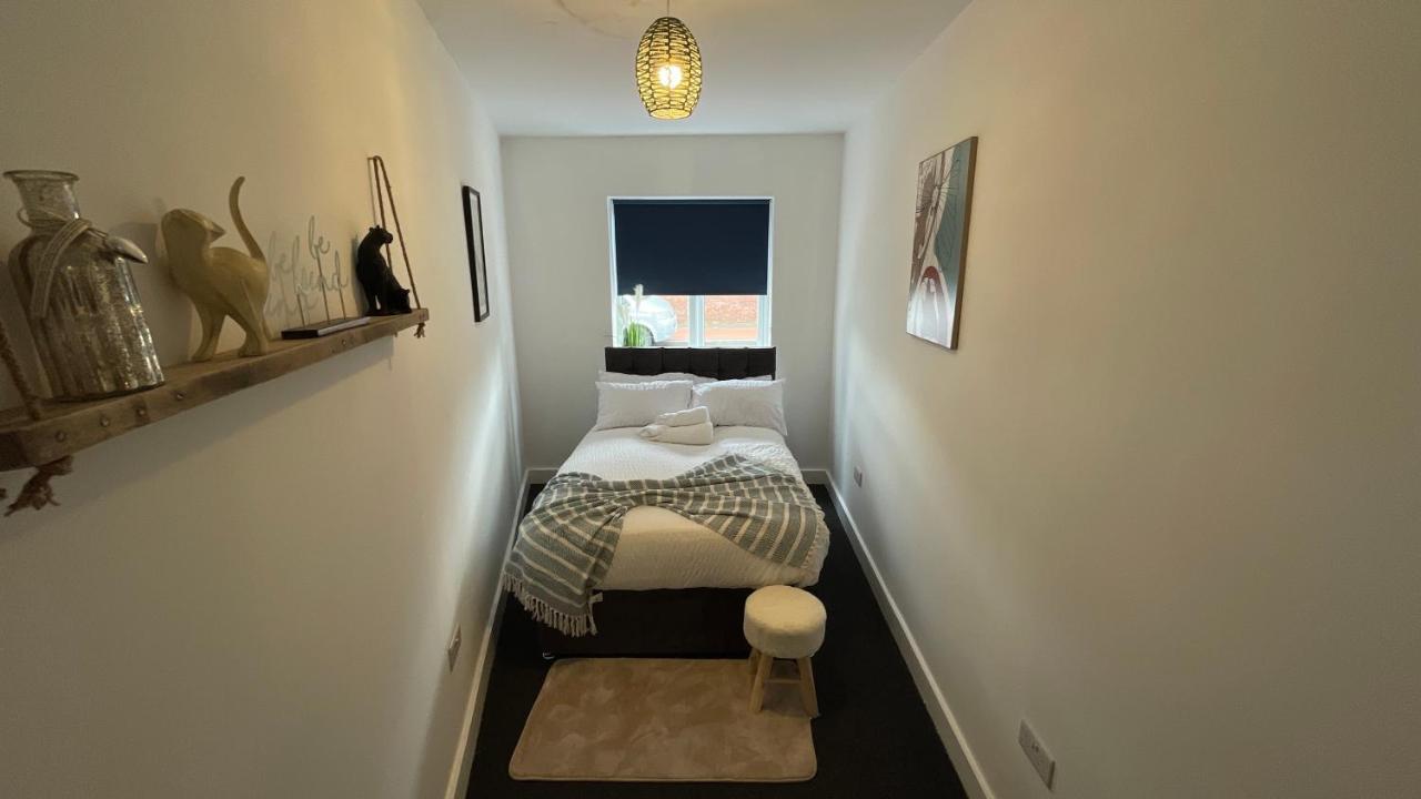 Spacious 6 Bed Home Near City & Albion Stadium Perfect For Contractors! Birmingham Exterior photo